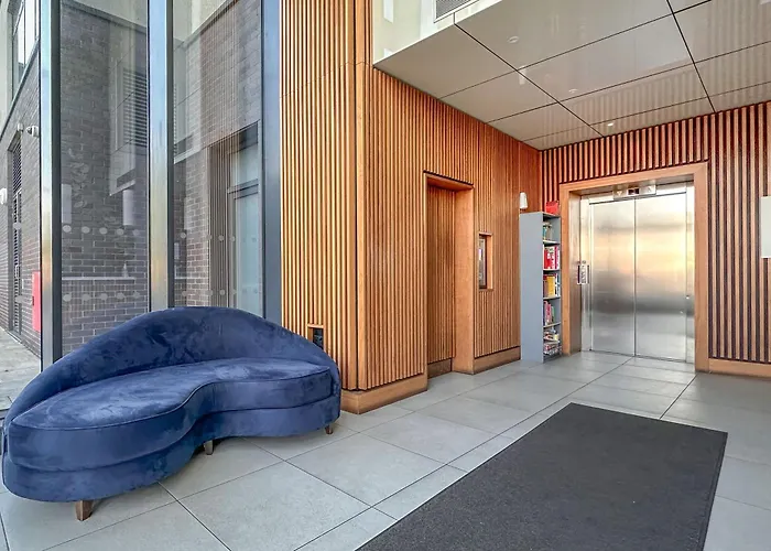 Brand-New Contemporary Flat In Bermondsey